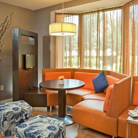 Courtyard By Marriott Frederick Hotel Ресторант снимка