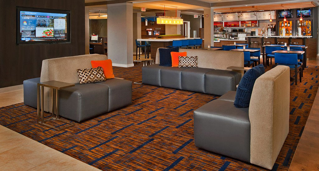 Courtyard By Marriott Frederick Hotel Екстериор снимка